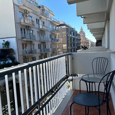 Апартаменты Cconforthotels Suite&chic Бари