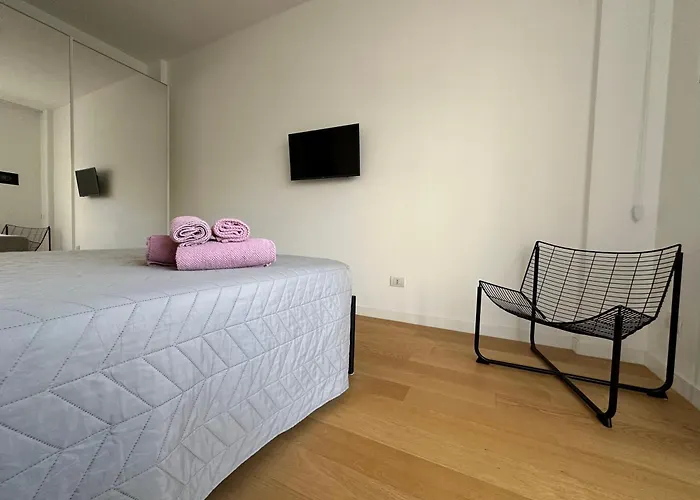 Апартаменты Cconforthotels Suite&chic 4*